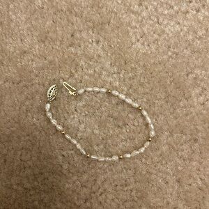 Gold Pearl bracelet